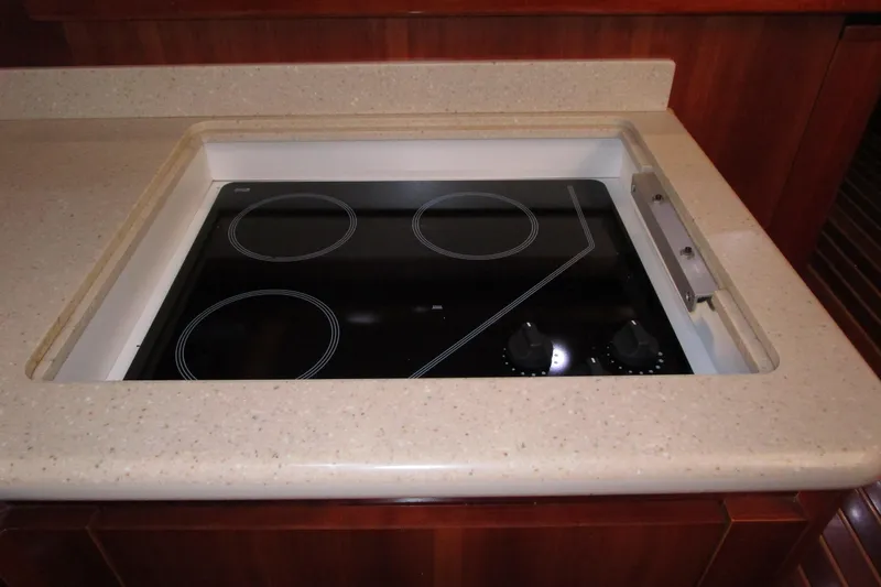 Endless Summer Yacht Photos Pics Cooktop