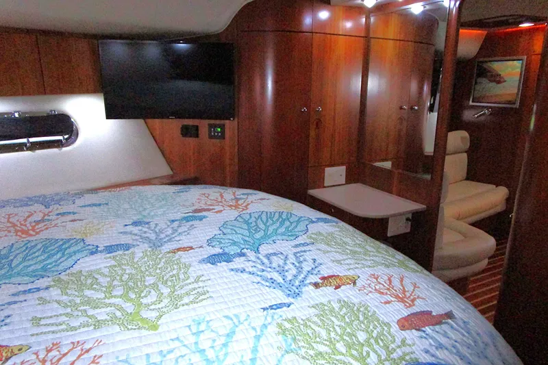 Endless Summer Yacht Photos Pics Master to starboard