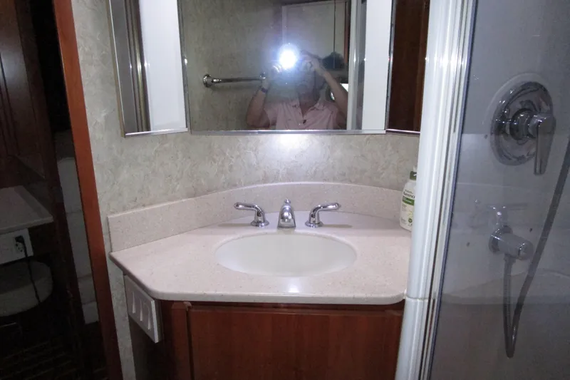 Endless Summer Yacht Photos Pics Master head