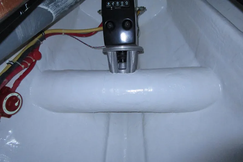 Endless Summer Yacht Photos Pics Thruster bilge