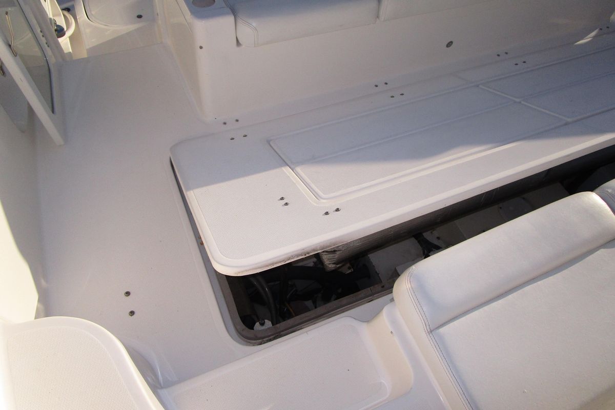 2003 Tiara Yachts 52 