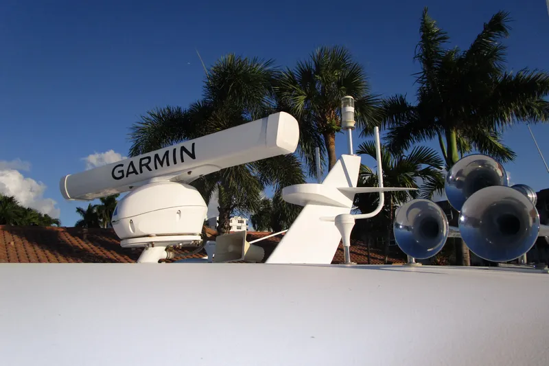 Endless Summer Yacht Photos Pics Coach roof equipment