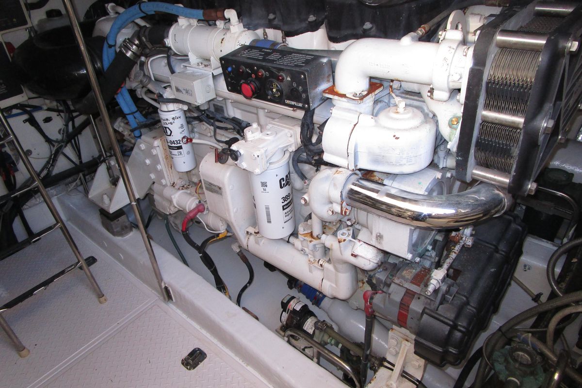 2003 Tiara Yachts 52 