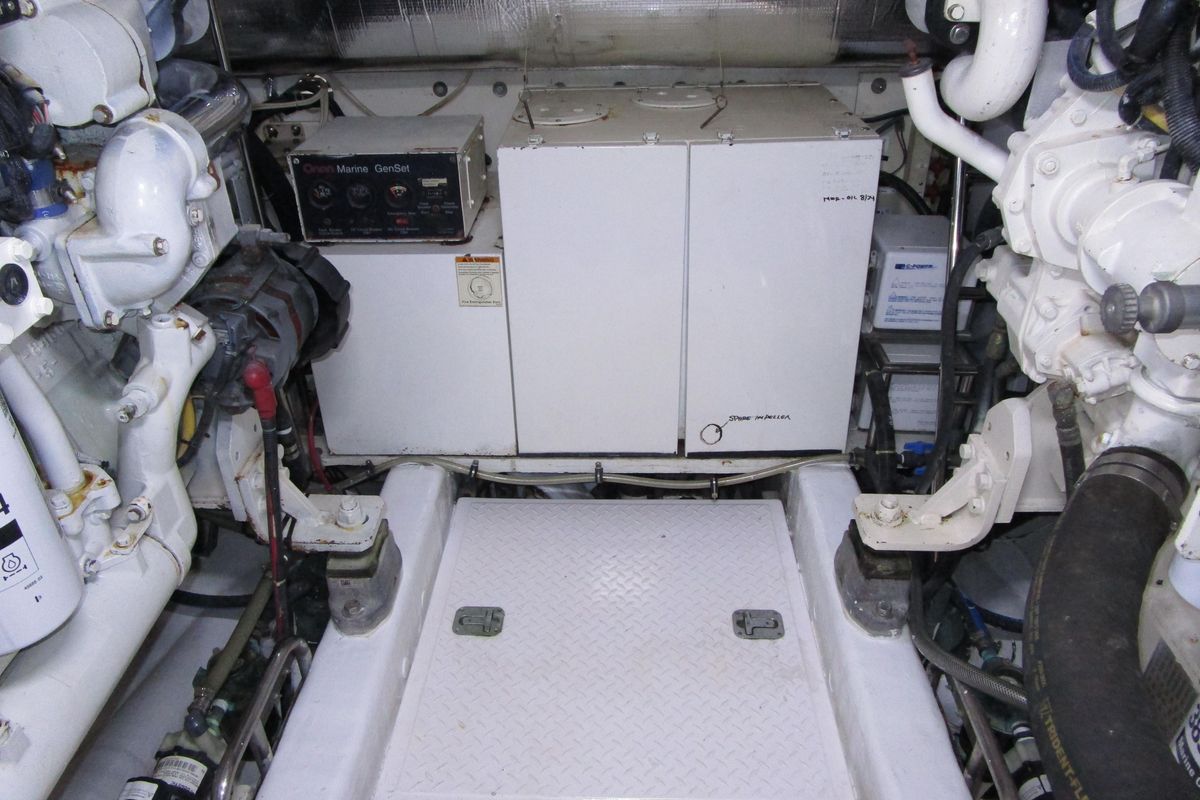 2003 Tiara Yachts 52 