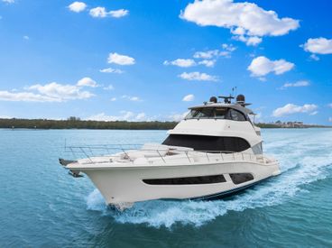 2023 64' Riviera-64 Sports Motor Yacht Naples, FL, US