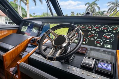 Yacht