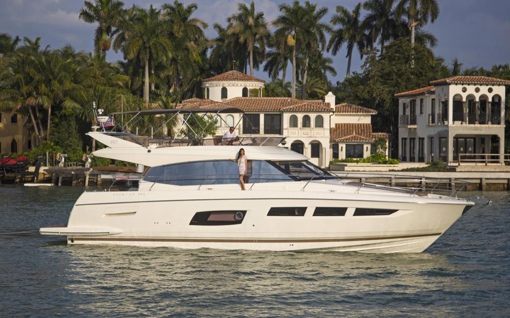 yacht prestige 550 price