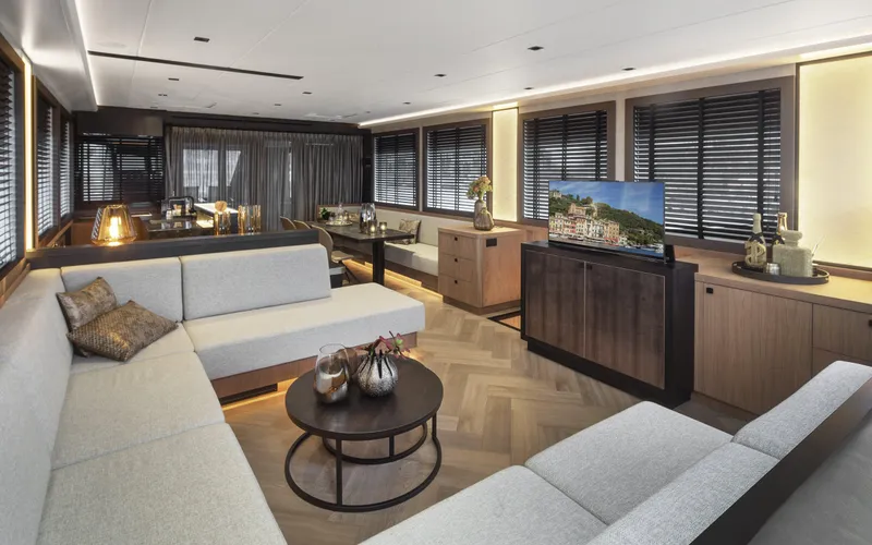 Miramar Yacht Photos Pics 