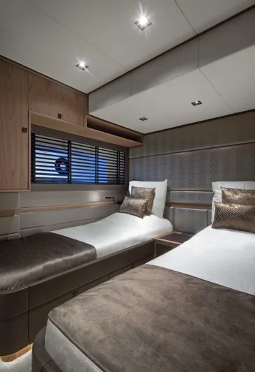 Miramar Yacht Photos Pics 