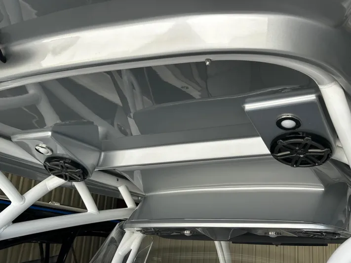  Yacht Photos Pics 2016 Nor-Tech 390 Sport boat roof with integrated speakers and lights.