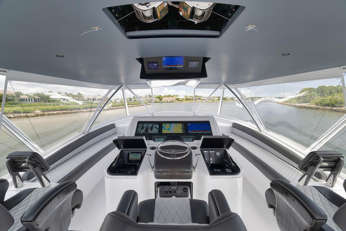2024 Viking 72 