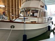 1987 Grand Banks Classic