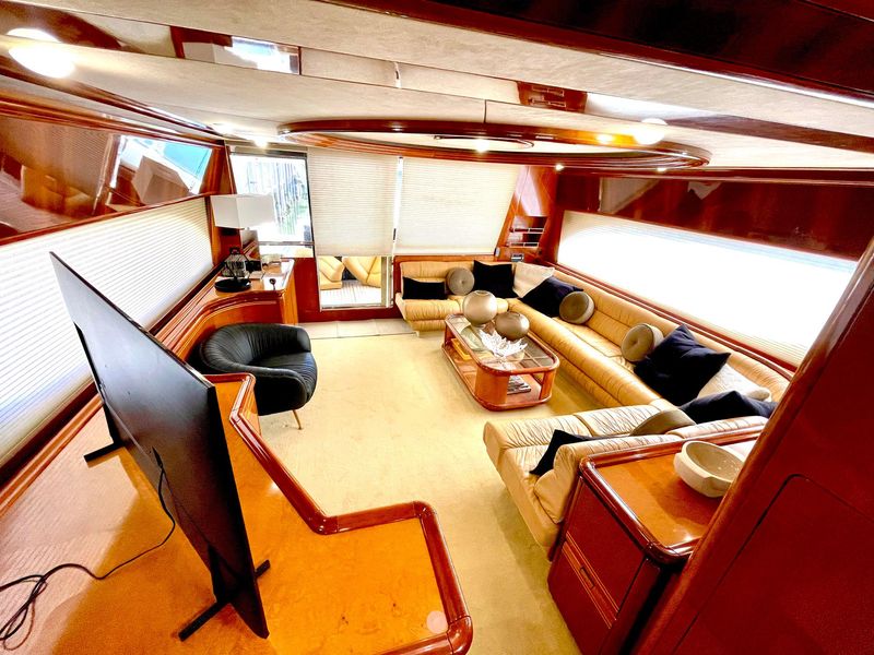 1999 Ferretti Yachts 80