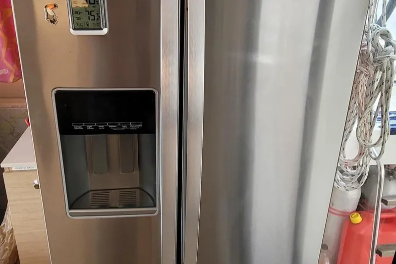 Serenity Yacht Photos Pics Refrigerator