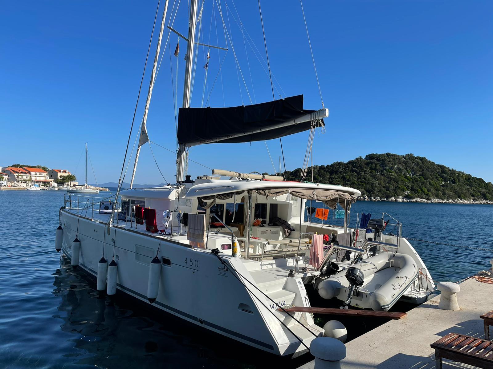 catamarani lagoon in vendita