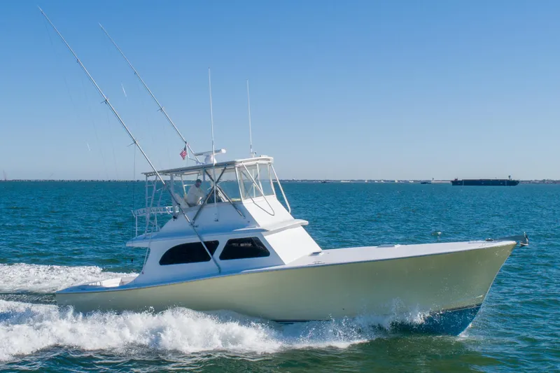 Mahalo Yacht Photos Pics 