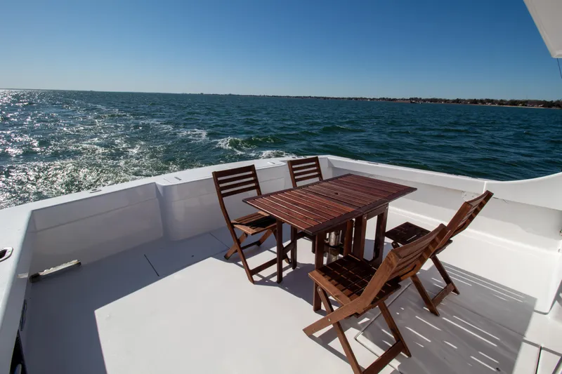 Mahalo Yacht Photos Pics 