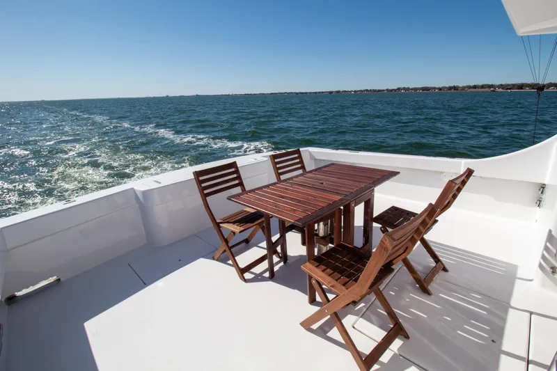 Mahalo Yacht Photos Pics 