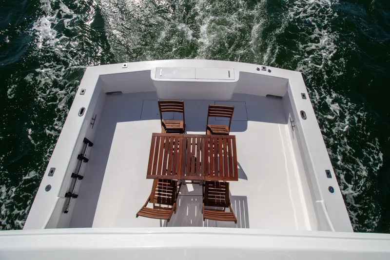 Mahalo Yacht Photos Pics 