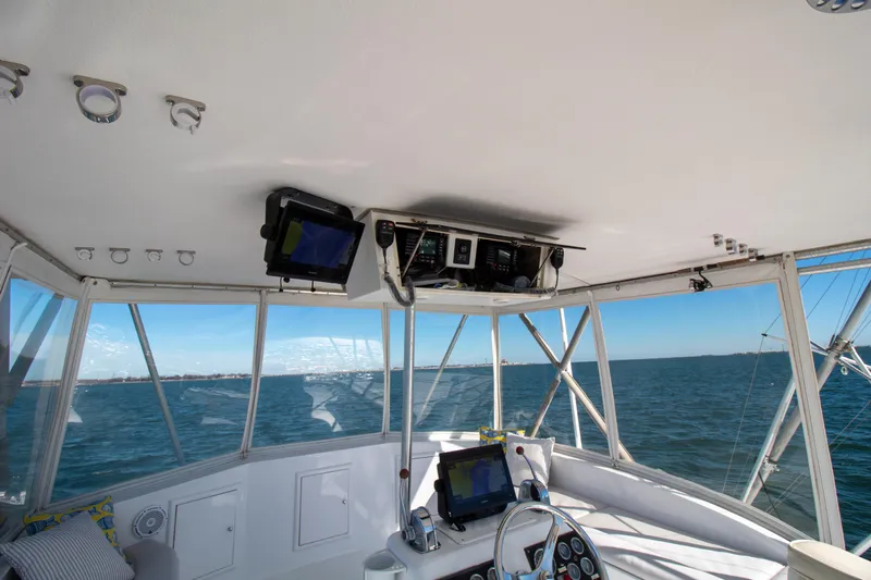 Mahalo Yacht Photos Pics 