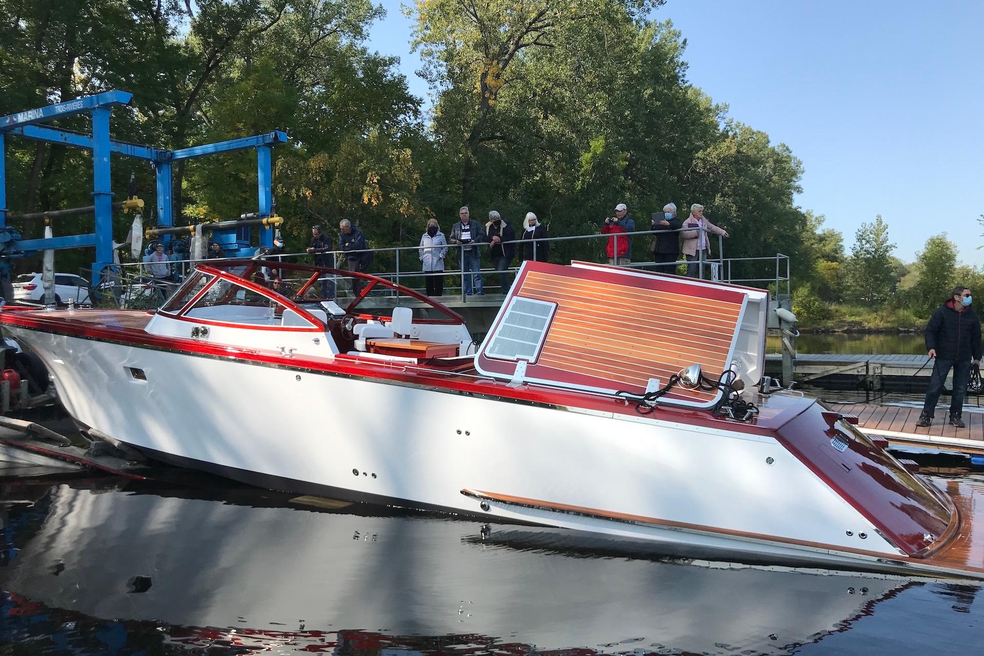 Runabout Custom Hybrid 45