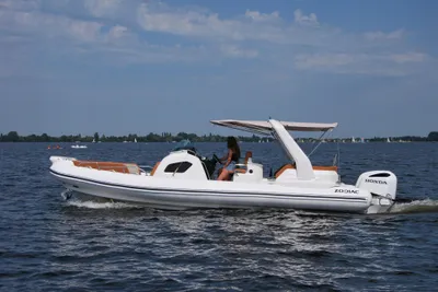 2025 Zodiac Medline 9