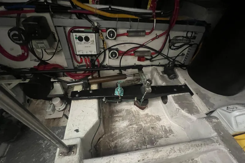 Betty Jean Yacht Photos Pics Engine room wiring and components of a 2000 Carver 530 Voyager Pilothouse yacht.