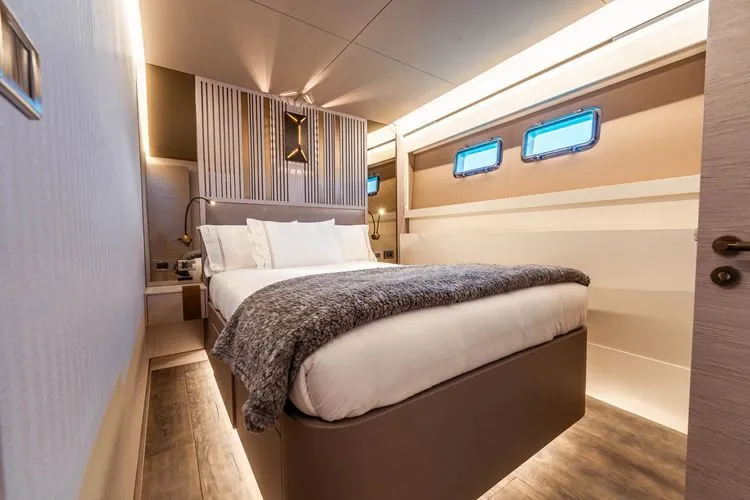 Exit Strategy Yacht Photos Pics 2023 Numarine 26xp - Image 20