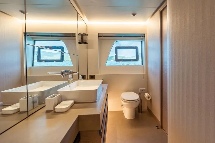 Exit Strategy Yacht Photos Pics 2023 Numarine 26xp - Image 16