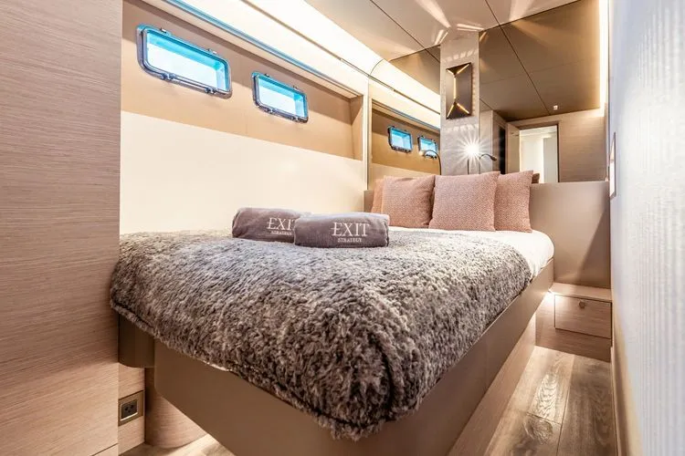 Exit Strategy Yacht Photos Pics 2023 Numarine 26xp - Image 22