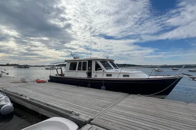 Sabre 36 Hardtop Sedan