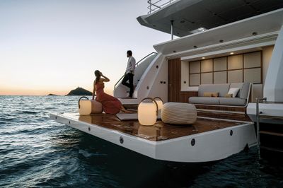 Yacht