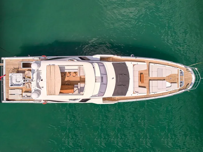 Alba Yacht Photos Pics Azimut Grande 32 Metri