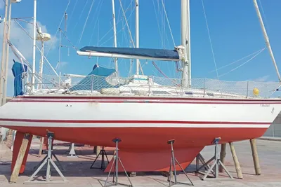 1984 Hunter Marine Legends 34