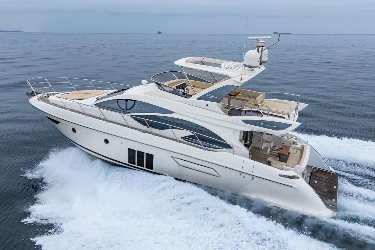 2017 Azimut 54 