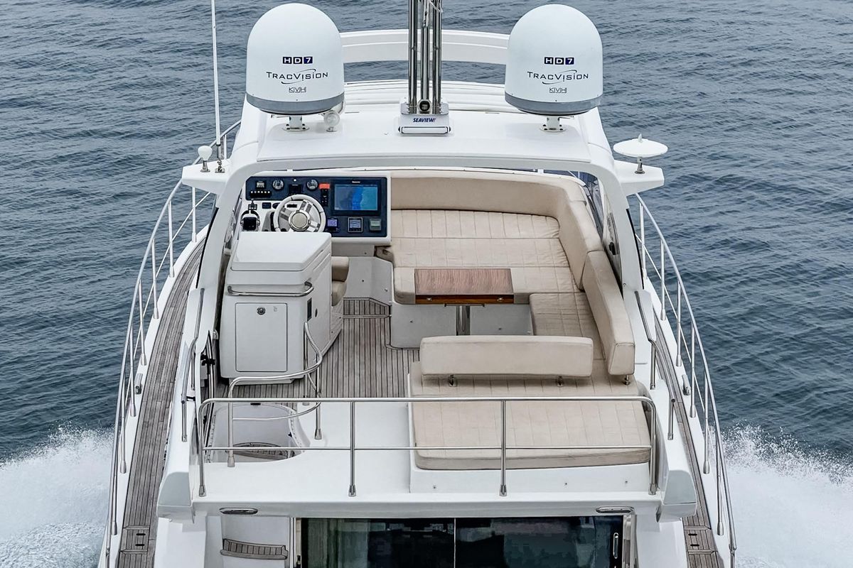 2017 Azimut 54 