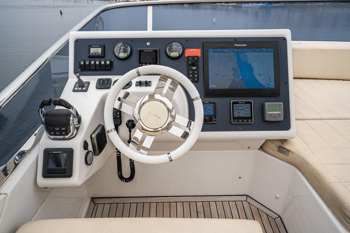 2017 Azimut 54 