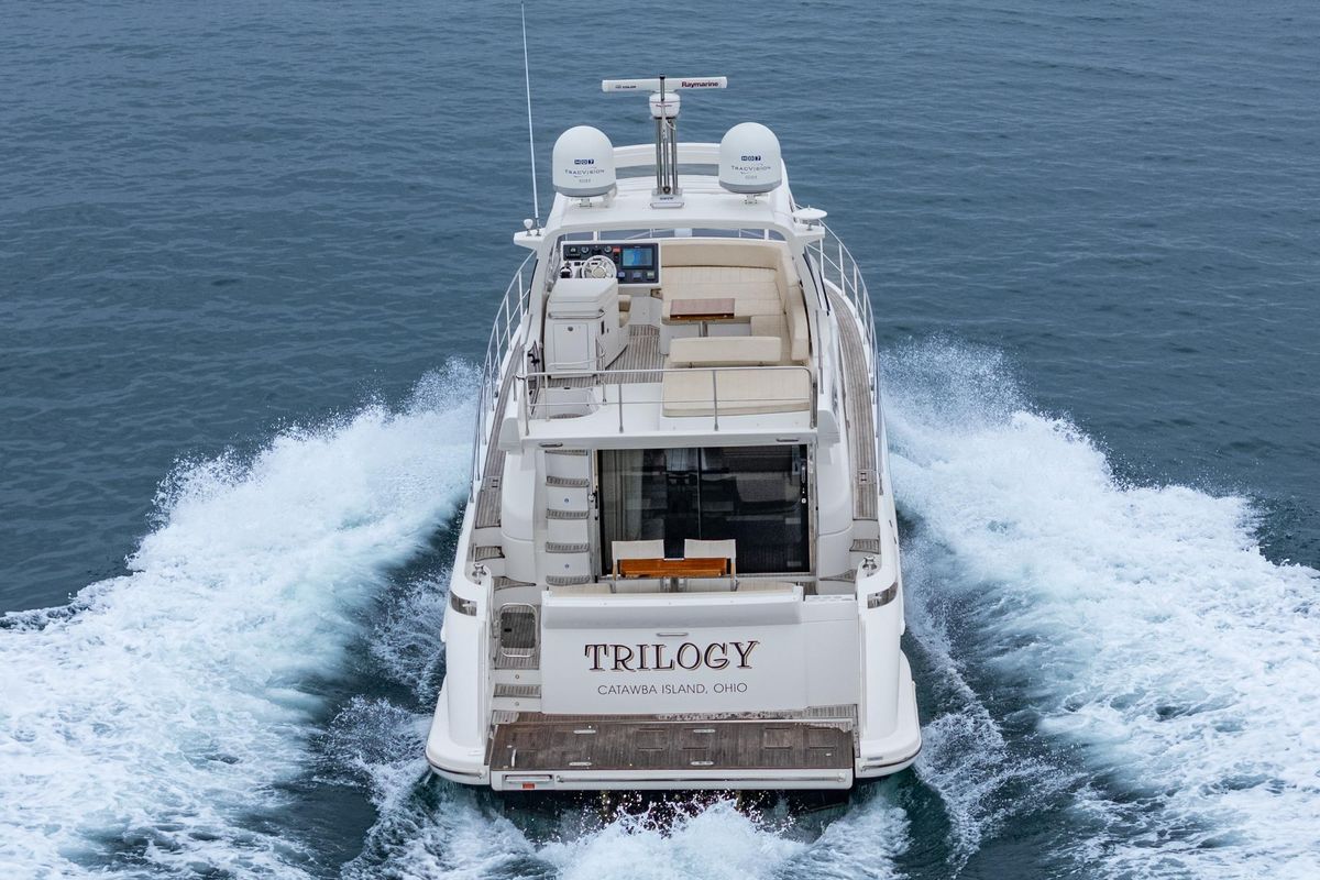 2017 Azimut 54 