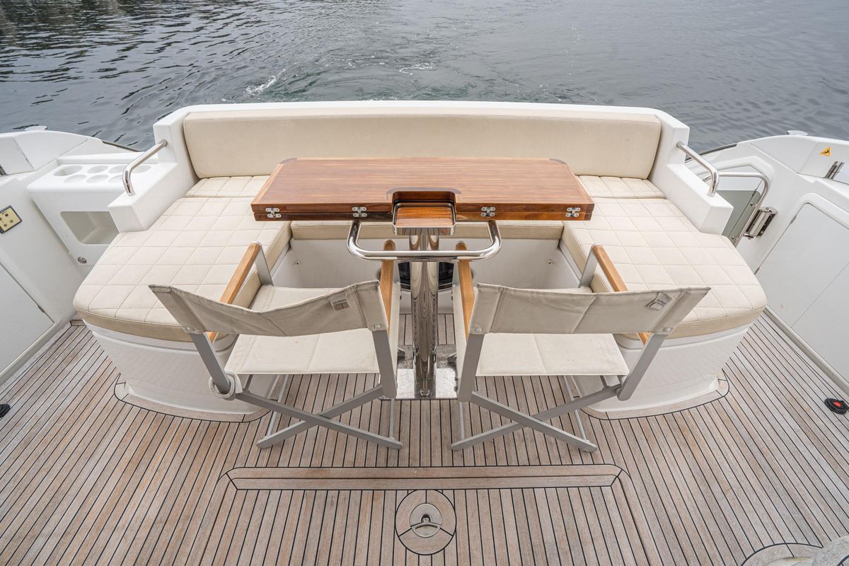 2017 Azimut 54 