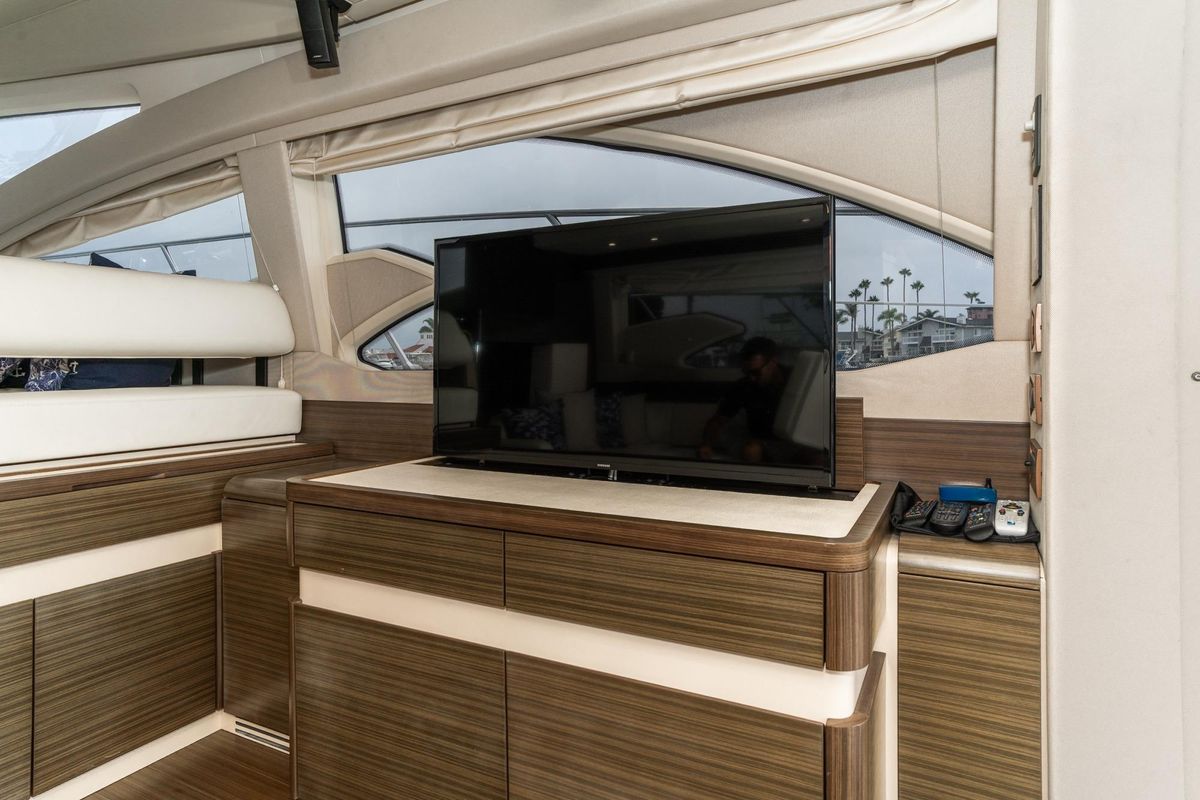 2017 Azimut 54 