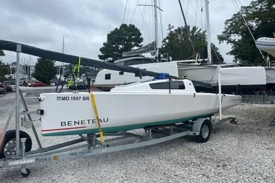Beneteau First 24 SE