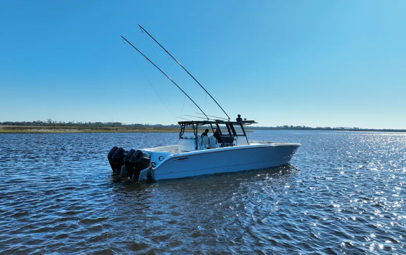 Motivated Yacht Photos Pics 