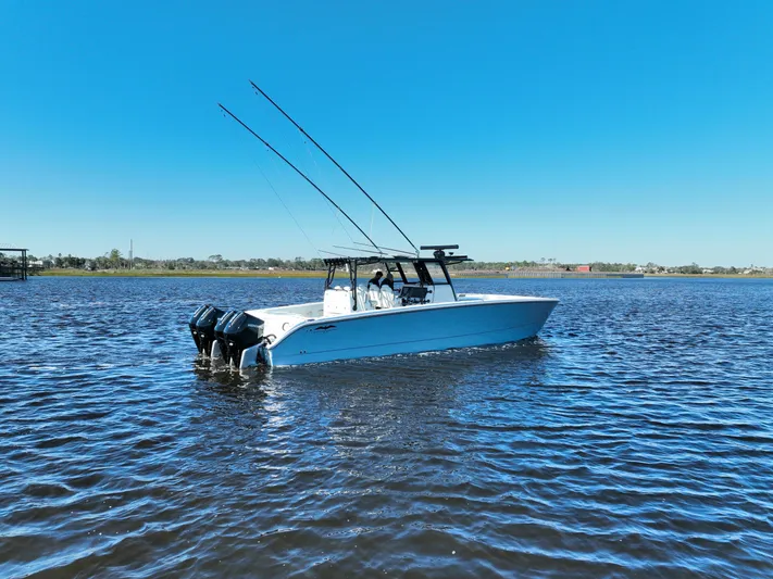 Motivated Yacht Photos Pics 