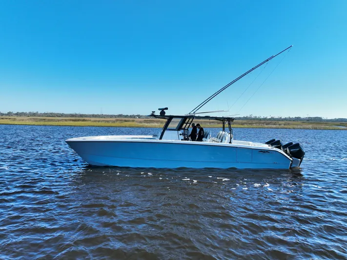 Motivated Yacht Photos Pics 