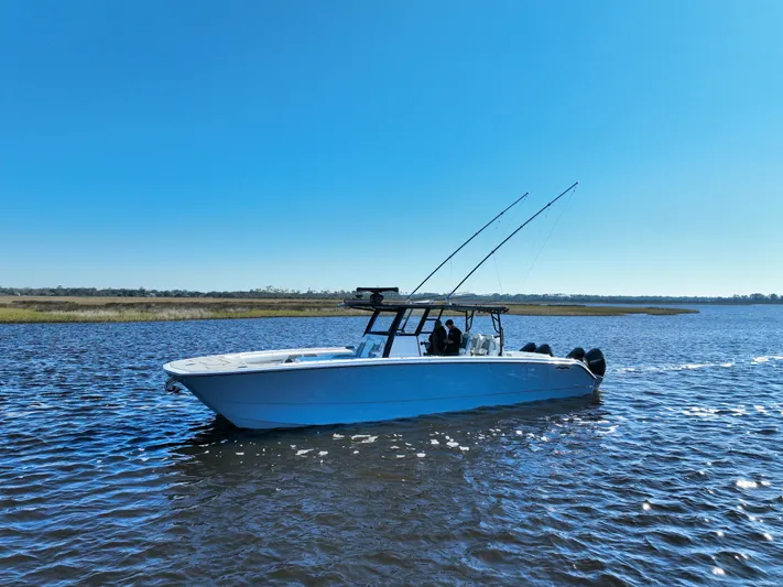 Motivated Yacht Photos Pics 