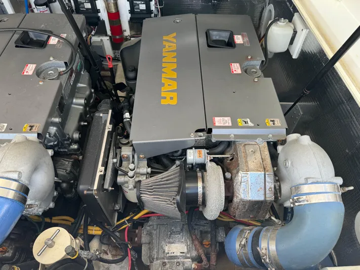 Destiny Yacht Photos Pics Engine compartment of 2012 Albemarle 280 XF Express with Yanmar engines.