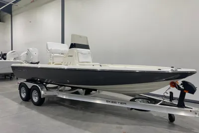 Skeeter SX221