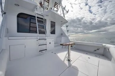 Jen Jen Yacht Photos Pics 