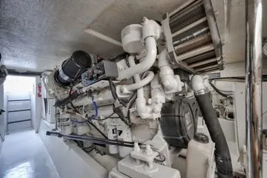 Jen Jen Yacht Photos Pics 