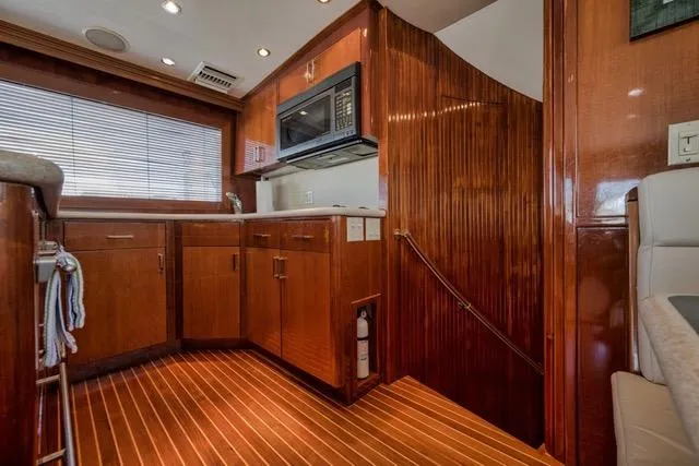 Jen Jen Yacht Photos Pics 